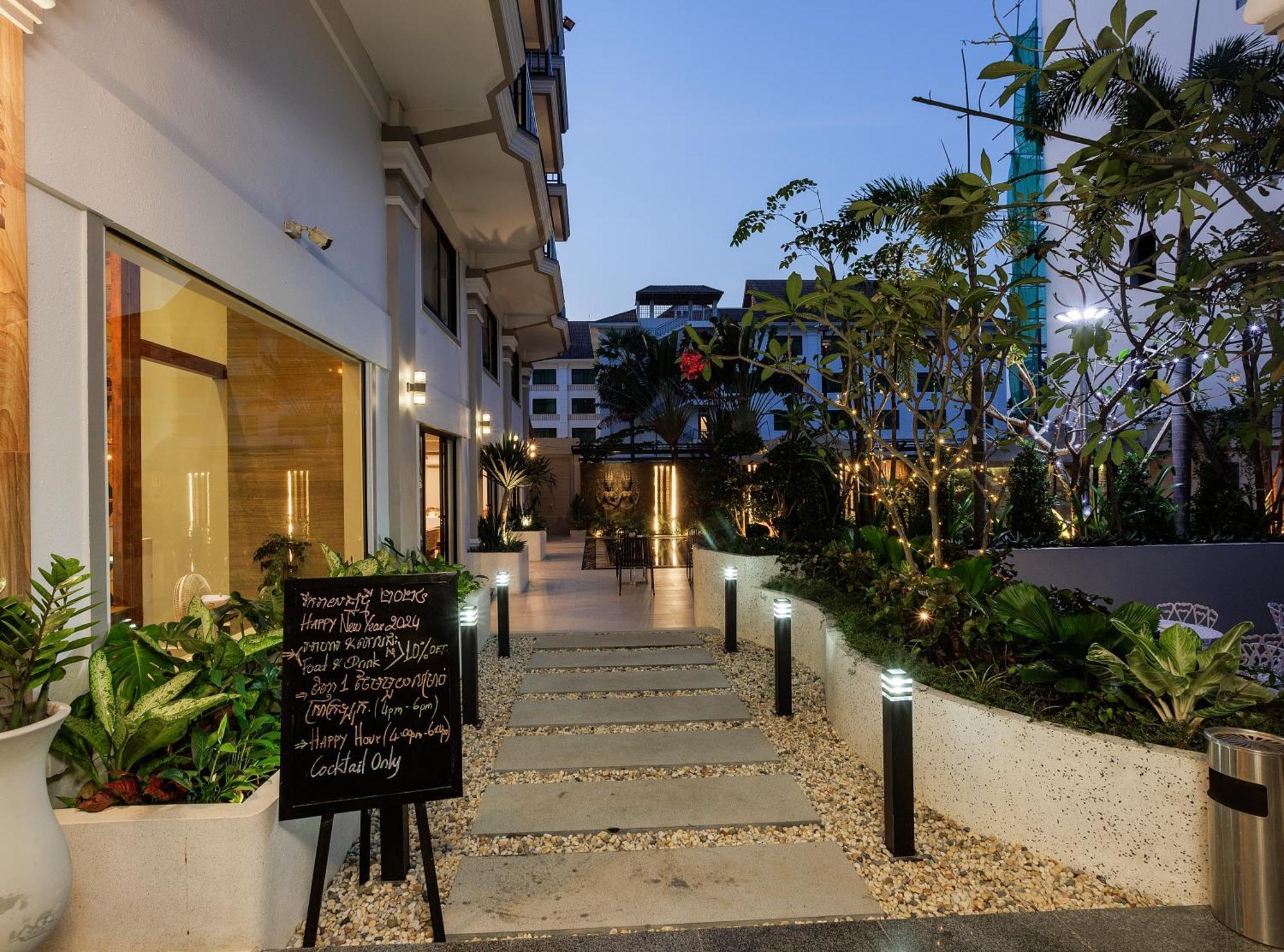 Ratana Angkor Hotel Siem Reap Exteriör bild